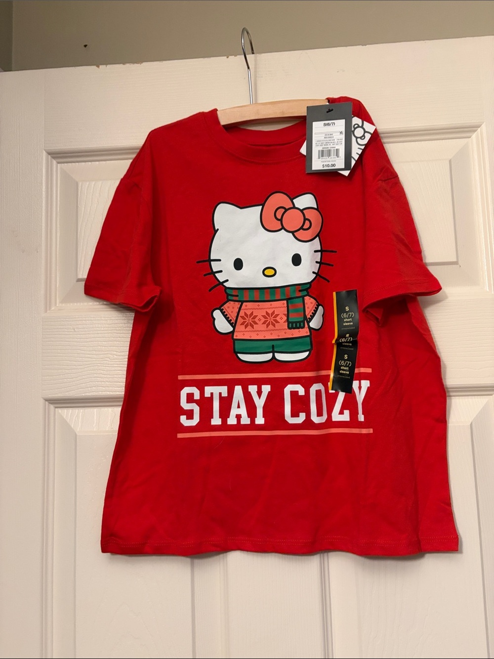 art class Red Hello Kitty 'Stay Cozy' Graphic Tee